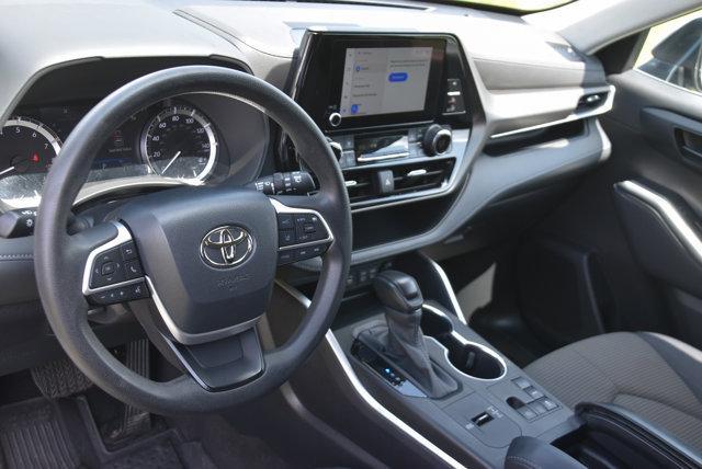 used 2023 Toyota Highlander car, priced at $36,731