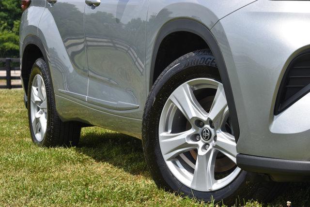 used 2023 Toyota Highlander car, priced at $36,731