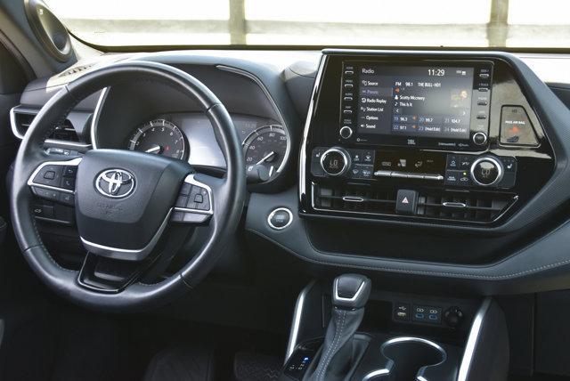 used 2022 Toyota Highlander car, priced at $41,379