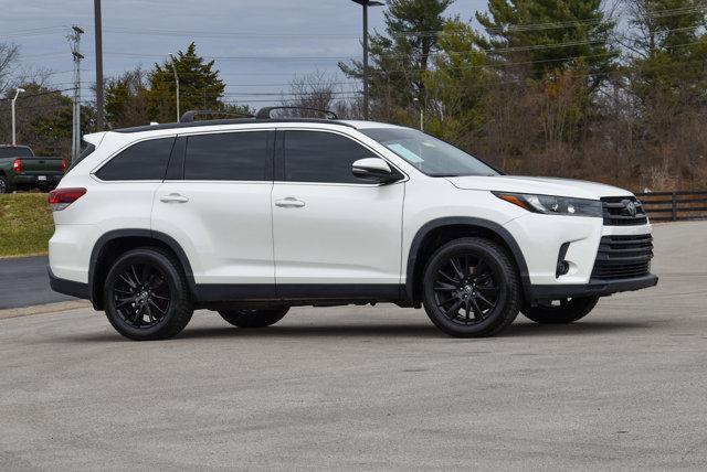 used 2019 Toyota Highlander car, priced at $26,954