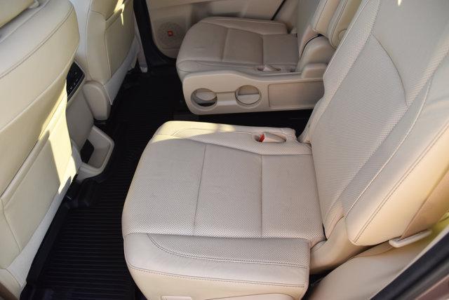 used 2017 Toyota Highlander car, priced at $27,864