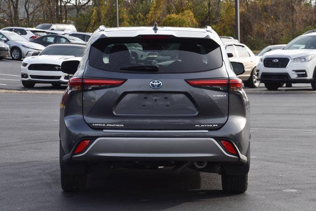 used 2023 Toyota Highlander Hybrid car, priced at $49,224