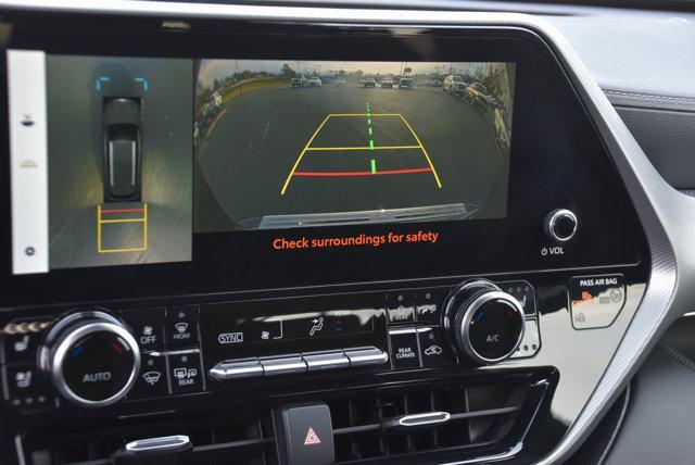 used 2023 Toyota Highlander Hybrid car, priced at $49,224