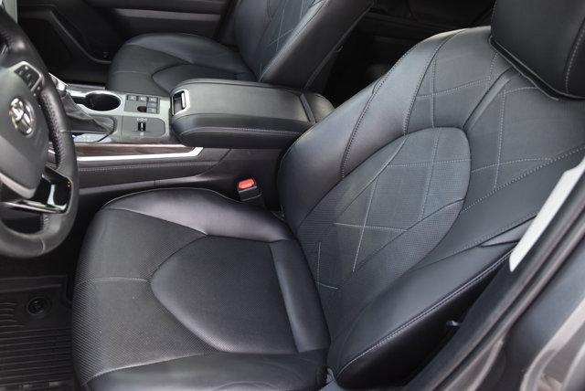 used 2023 Toyota Highlander Hybrid car, priced at $49,224