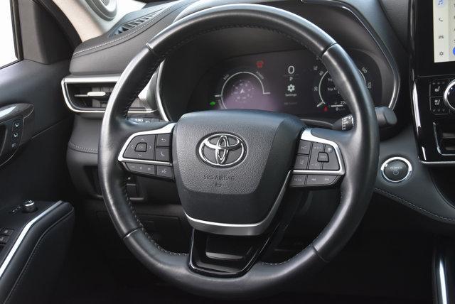 used 2023 Toyota Highlander Hybrid car, priced at $49,224