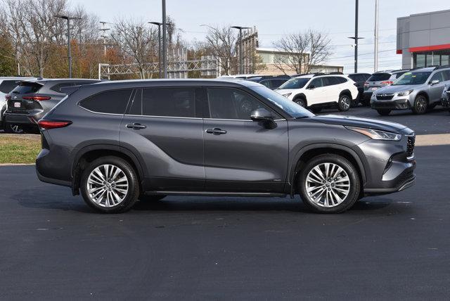 used 2023 Toyota Highlander Hybrid car, priced at $49,224