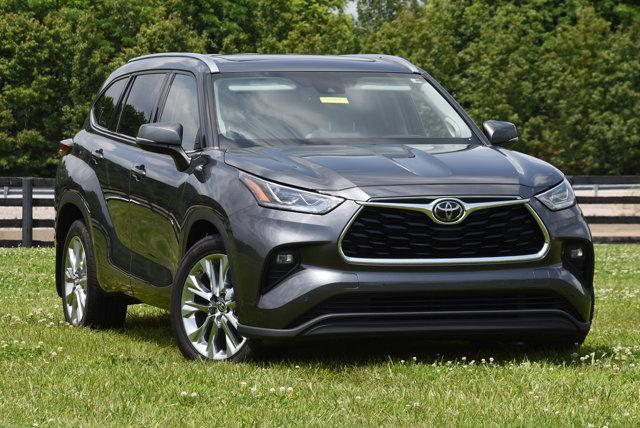 used 2020 Toyota Highlander car, priced at $29,625