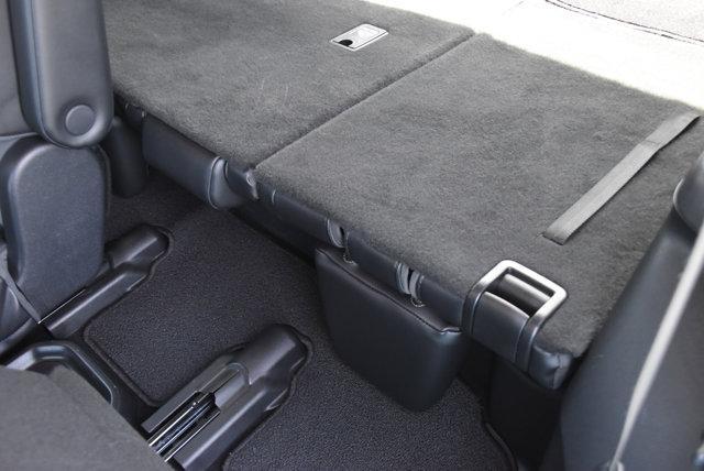 used 2022 Toyota Highlander Hybrid car, priced at $39,999