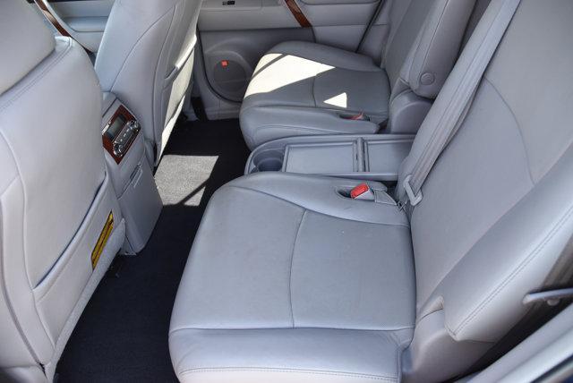 used 2013 Toyota Highlander car, priced at $16,274