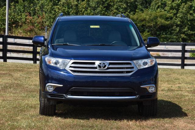 used 2013 Toyota Highlander car, priced at $16,274