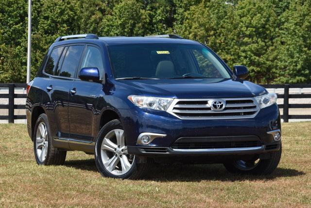 used 2013 Toyota Highlander car, priced at $16,274
