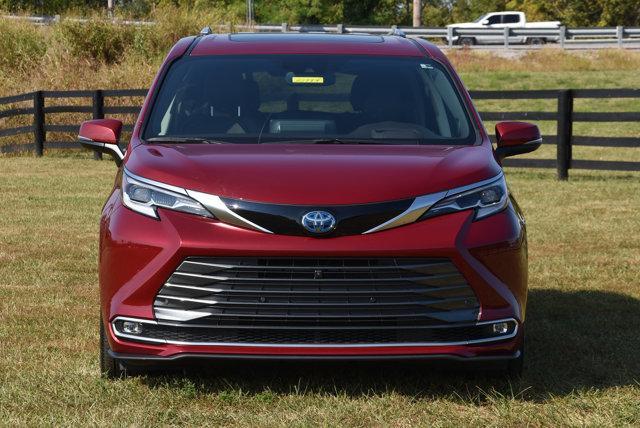 used 2023 Toyota Sienna car, priced at $54,821