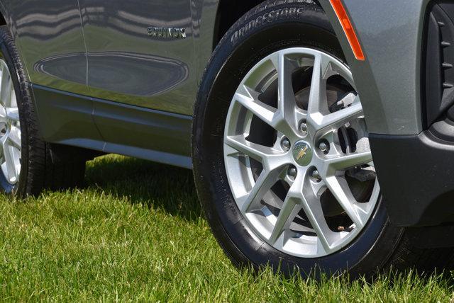 used 2023 Chevrolet Equinox car, priced at $21,704