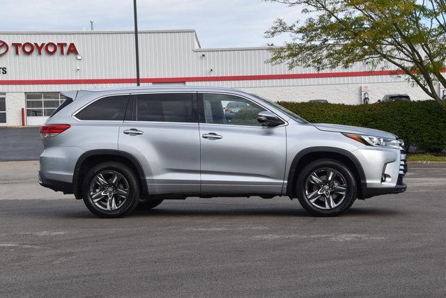 used 2018 Toyota Highlander car, priced at $25,988