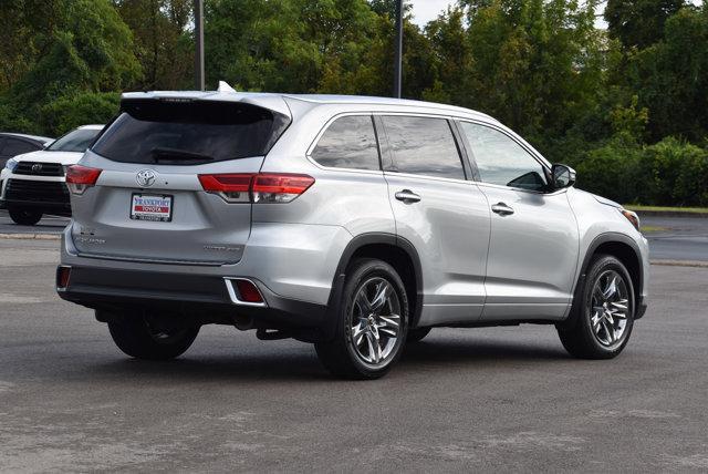 used 2018 Toyota Highlander car, priced at $25,988