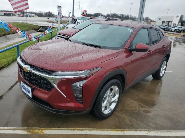 used 2024 Chevrolet Trax car, priced at $20,988