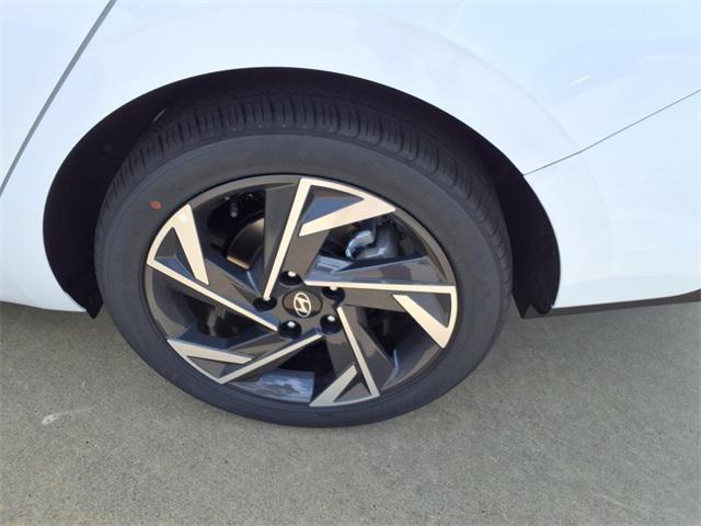new 2025 Hyundai Elantra car, priced at $23,399