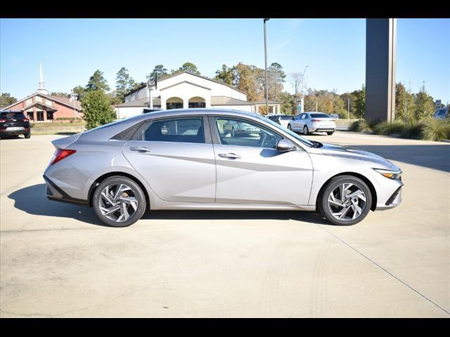 new 2025 Hyundai Elantra car, priced at $27,280