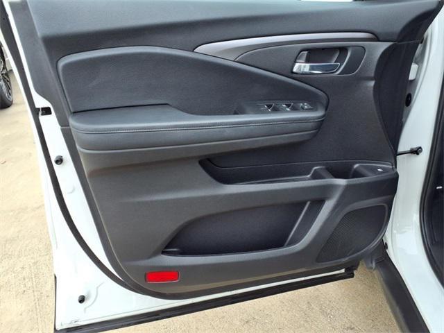 used 2022 Honda Pilot car, priced at $29,905