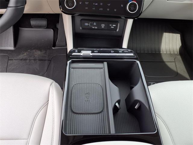 new 2025 Hyundai TUCSON Hybrid car, priced at $37,225