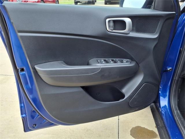 new 2025 Hyundai Venue car, priced at $22,290