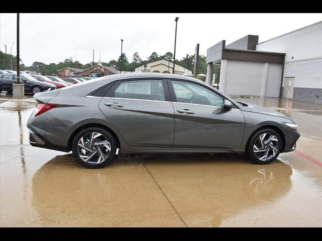 new 2024 Hyundai Elantra car, priced at $26,360