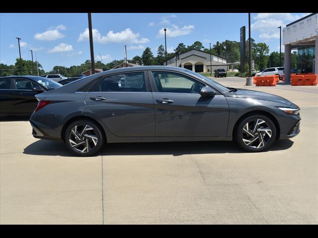 new 2024 Hyundai Elantra car, priced at $28,735