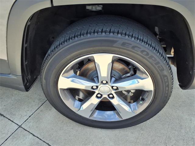 used 2021 Jeep Grand Cherokee L car, priced at $30,955