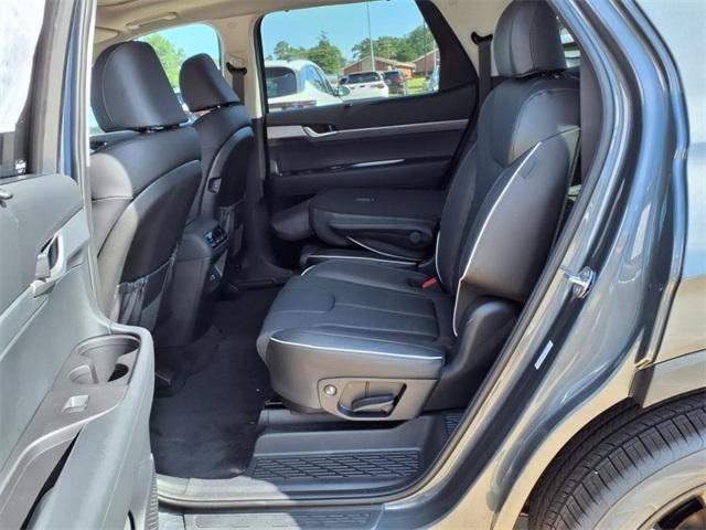new 2025 Hyundai Palisade car, priced at $42,505