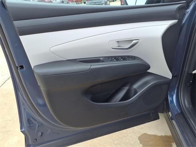 new 2025 Hyundai Tucson car, priced at $29,918