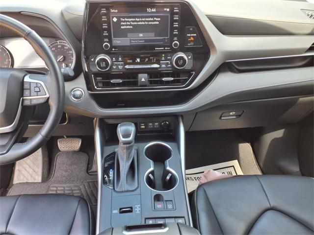 used 2022 Toyota Highlander car, priced at $37,695