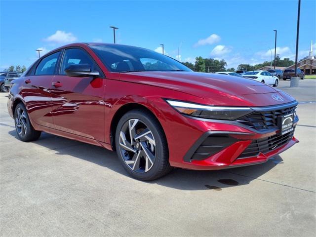 new 2025 Hyundai Elantra car, priced at $23,386
