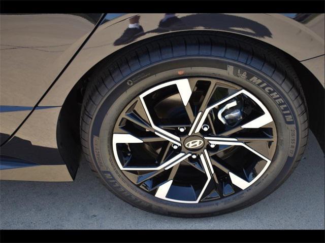 new 2024 Hyundai Sonata car, priced at $27,357