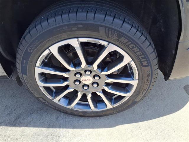 used 2020 GMC Acadia car, priced at $29,592