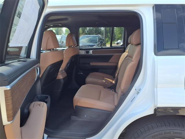 new 2026 Hyundai SANTA FE HEV car, priced at $50,283