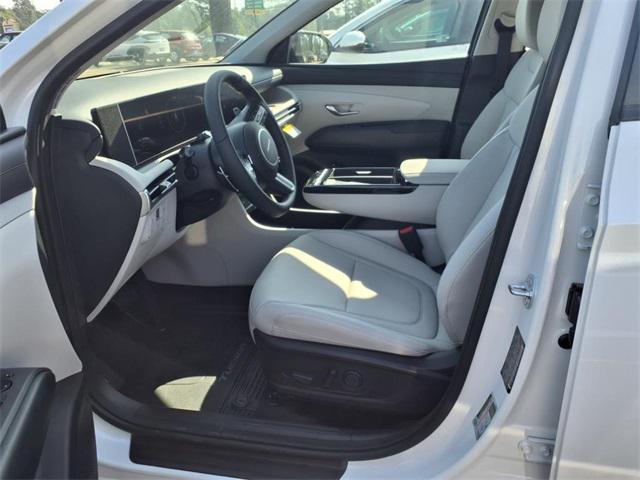 new 2025 Hyundai TUCSON Hybrid car, priced at $36,746