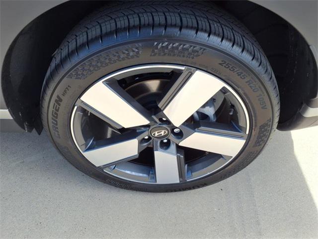 used 2024 Hyundai Santa Fe car, priced at $39,770