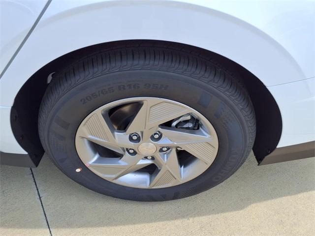 new 2025 Hyundai Sonata car, priced at $27,785