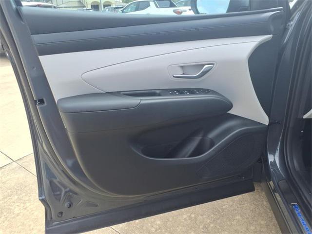 new 2025 Hyundai Tucson car, priced at $30,501