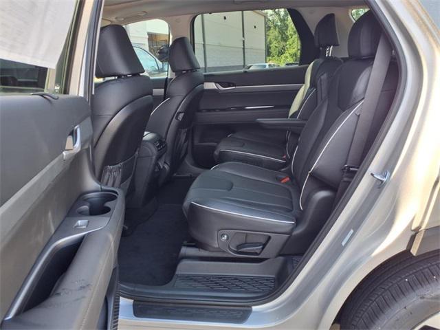 new 2025 Hyundai Palisade car, priced at $43,936