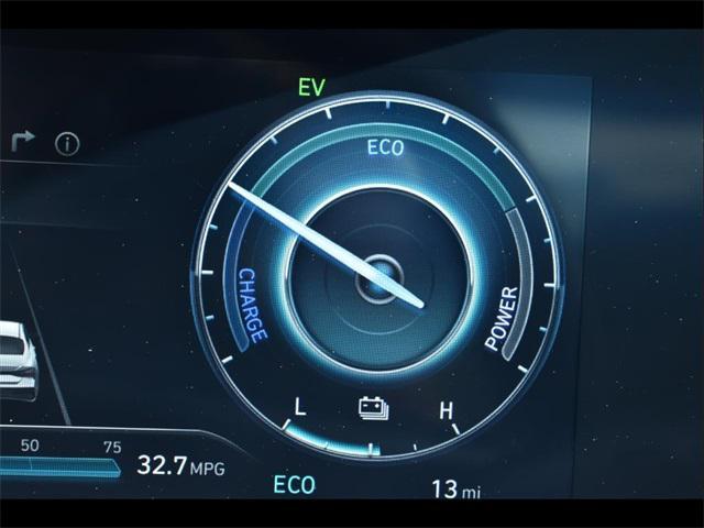 new 2025 Hyundai Elantra car, priced at $28,660