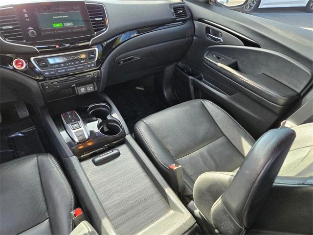 used 2020 Honda Pilot car, priced at $25,581