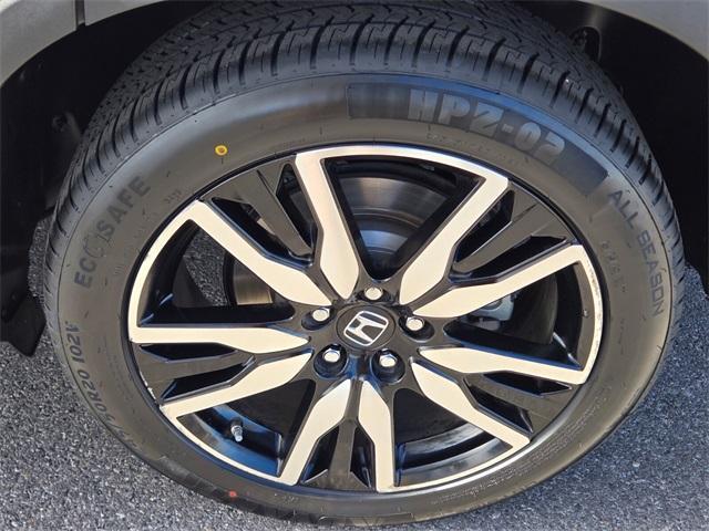 used 2020 Honda Pilot car, priced at $25,581