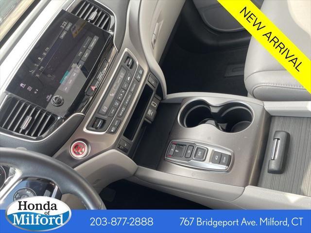 used 2022 Honda Pilot car, priced at $31,998