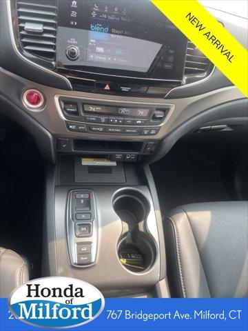 used 2022 Honda Pilot car, priced at $33,990