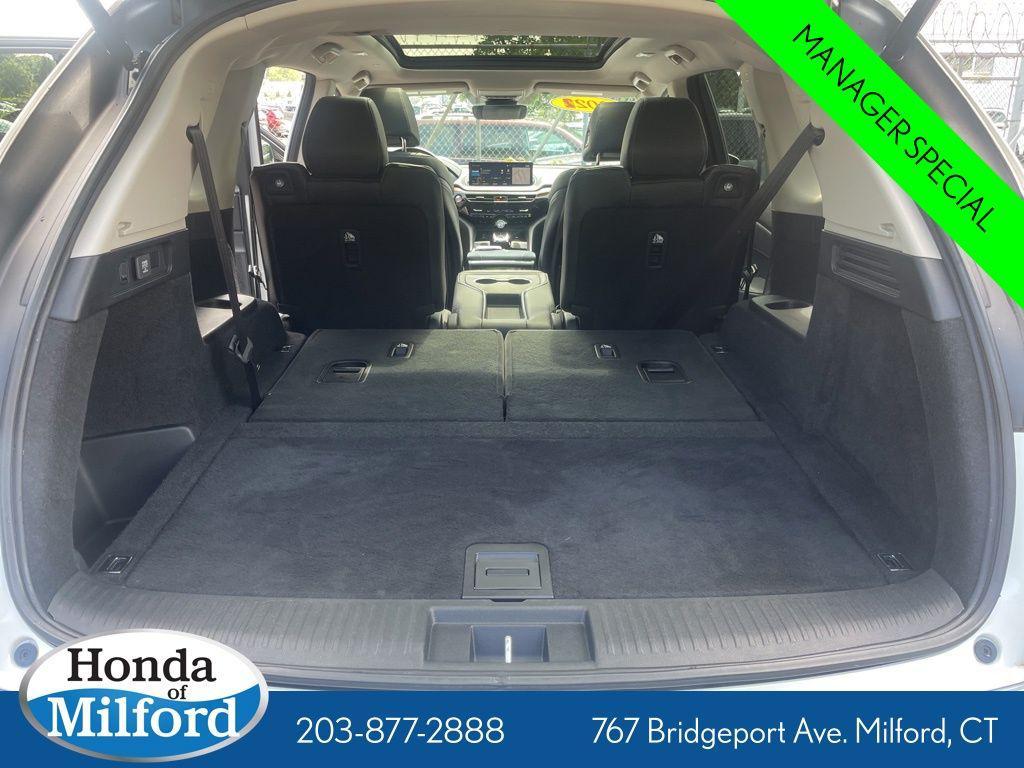 used 2022 Acura MDX car, priced at $36,895