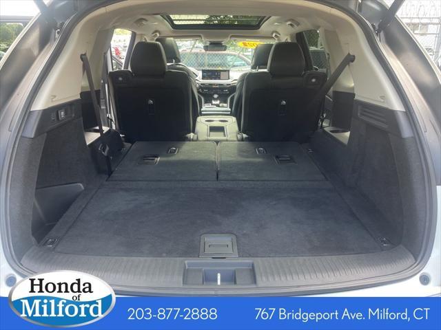 used 2022 Acura MDX car, priced at $38,995