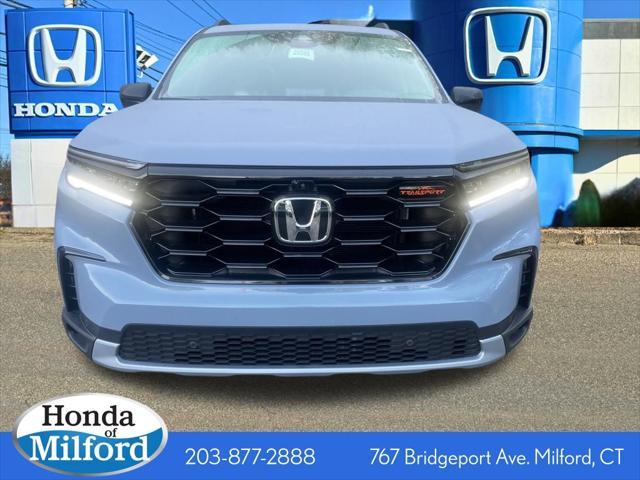 new 2025 Honda Pilot car, priced at $51,610