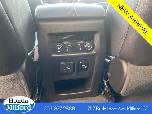 used 2018 Chevrolet Traverse car, priced at $21,495