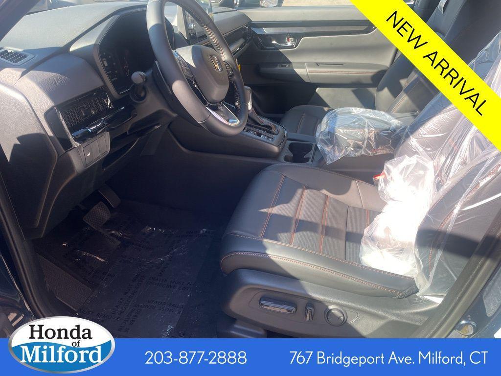 new 2026 Honda CR-V Hybrid car, priced at $43,700